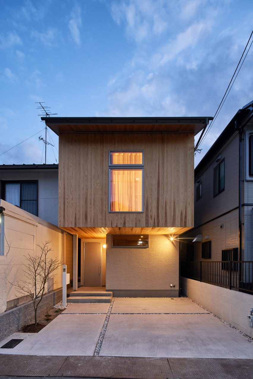 Sugi House in Kyoto by Ujizono Architects