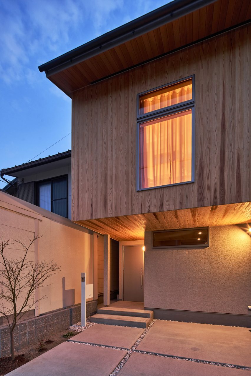 Sugi House in Kyoto by Ujizono Architects