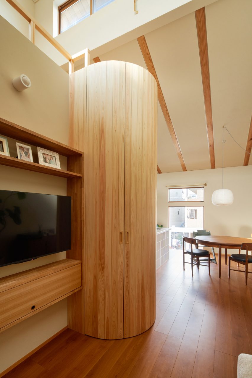 Sugi House in Kyoto by Ujizono Architects