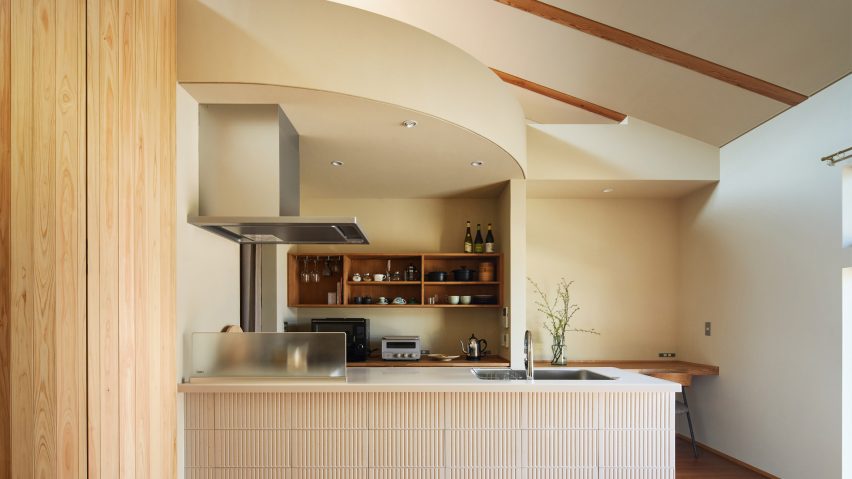 Sugi House in Kyoto by Ujizono Architects