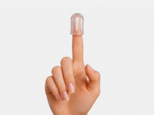 Fingertip health tool designed by design student at Tec de Monterrey EAAD