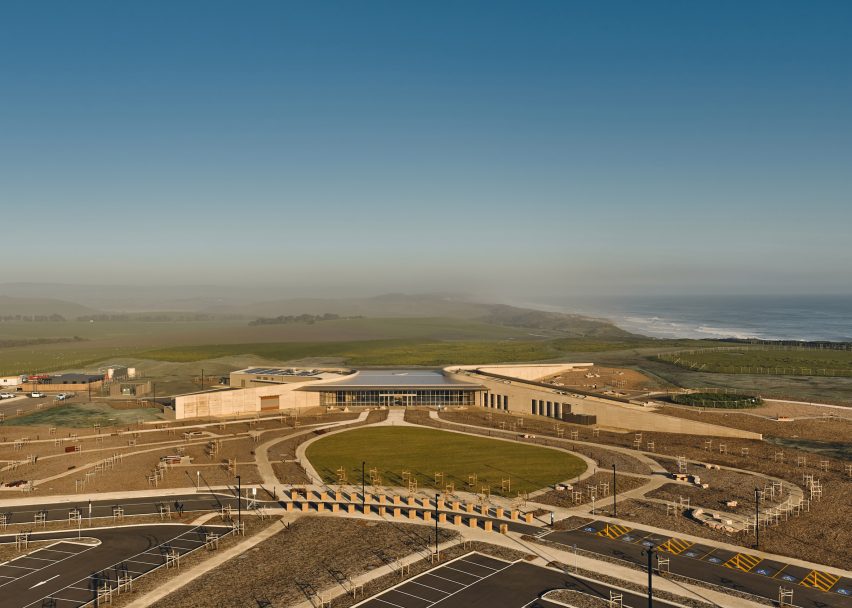 Twelve Apostles visitor centre by Grimshaw