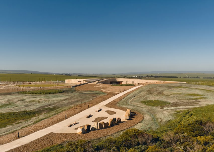 Twelve Apostles visitor centre by Grimshaw