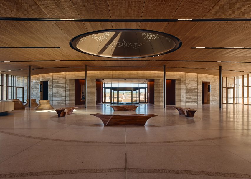 Twelve Apostles visitor centre by Grimshaw