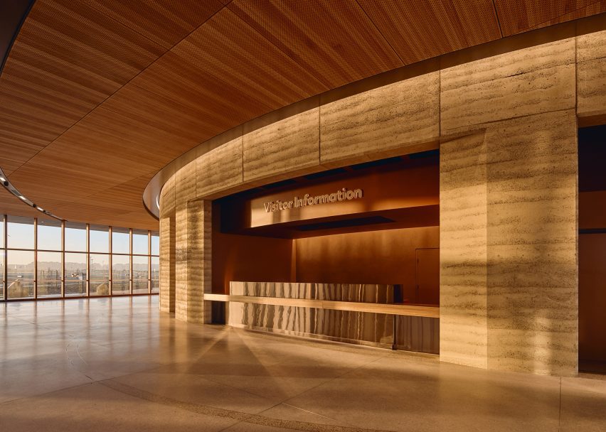 Twelve Apostles visitor centre by Grimshaw