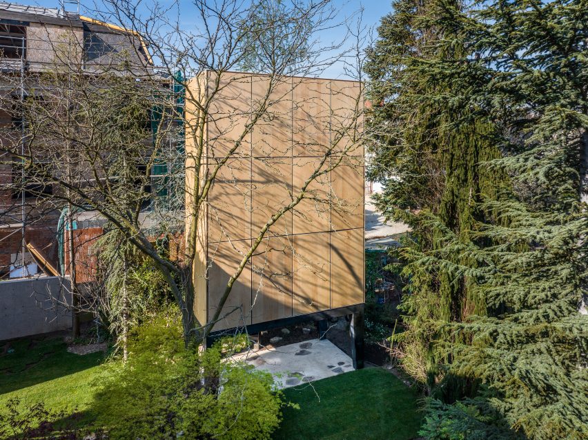 Wardrobe House by Šépka Architekti
